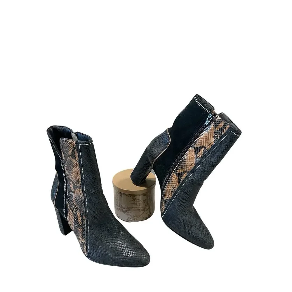 Matisse Cobra Snake Print Leather Point Toe Western Ankle Boot Women 7.5 M